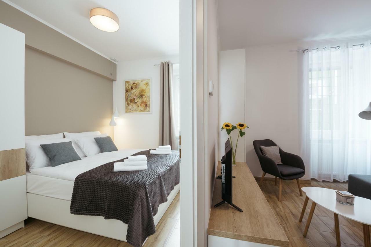 Apartments Tivoli Любляна Екстер'єр фото